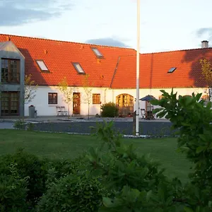 lillevang-apartments.billund-hotels.com/