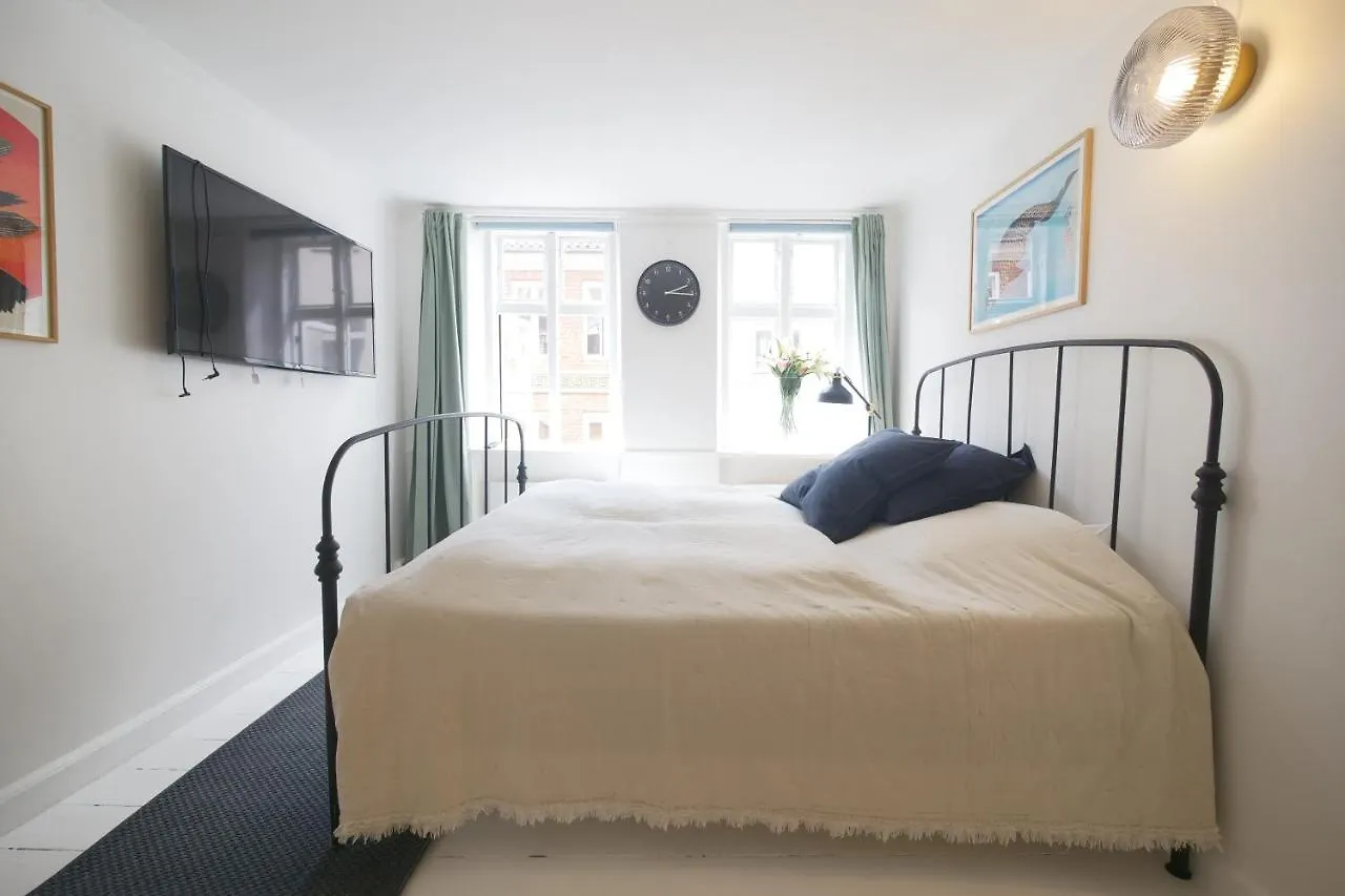 Lbs 1 To 4 - Carolinas Apartments Copenhagen