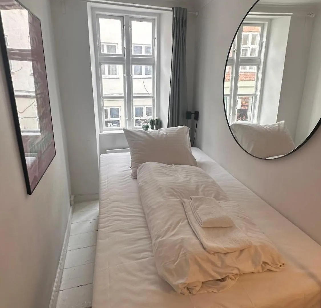 Hotel apartamentowy Lbs 1 To 4 - Carolinas Apartments Kopenhaga